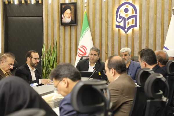  برگزاری نشست مشترک اعضای هیات رئیسه دانشگاه فرهنگیان با شورای معاونین اداره کل آموزش و پرورش شهر تهران 6