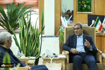 رئيس جامعة فرهنجيان: إعداد جيلٍ كفء من المعلمين هو مفتاح حلّ قضايا الوطن