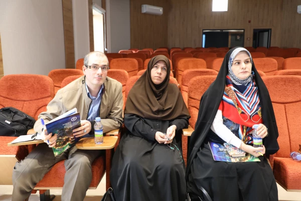 دومین جلسه هیات اندیشه ورز دانشگاه فرهنگیان برگزار شد
 3