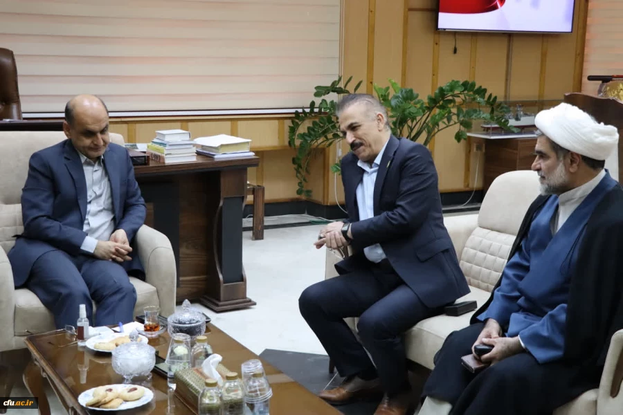 دیدار معاونت آموزشی و تحصیلات تکمیلی دانشگاه فرهنگیان کشور و هیات همراه با دکتر حق شناس استاندار گیل 2