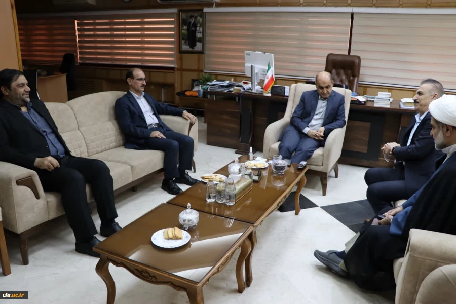 دیدار معاونت آموزشی و تحصیلات تکمیلی دانشگاه فرهنگیان کشور و هیات همراه با دکتر حق شناس استاندار گیل 5