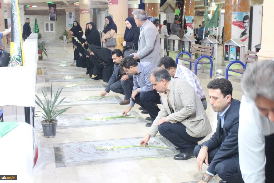 به مناسبت آغاز هفته دفاع مقدس؛
برگزاری آئین تجدید میثاق دانشگاهیان دانشگاه فرهنگیان استان بوشهر با شهدا 8