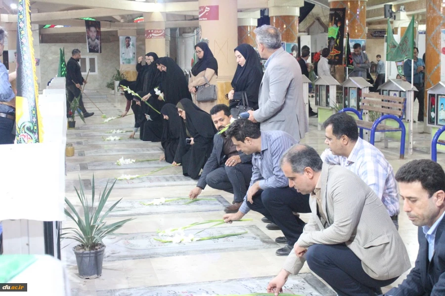 به مناسبت آغاز هفته دفاع مقدس؛
برگزاری آئین تجدید میثاق دانشگاهیان دانشگاه فرهنگیان استان بوشهر با شهدا 9