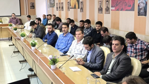 
مراسم گرامیداشت هفته دفاع مقدس در دانشگاه فرهنگیان استان کرمانشاه
 4