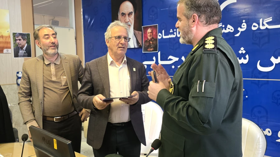 
مراسم گرامیداشت هفته دفاع مقدس در دانشگاه فرهنگیان استان کرمانشاه
 8