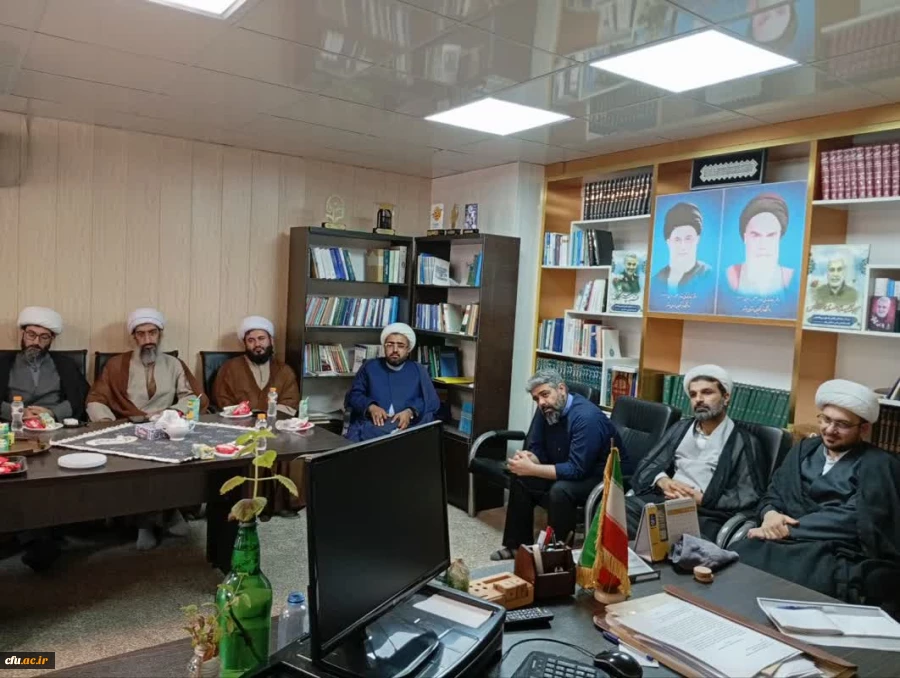 برگزاری نشست مسئول نهاد رهبری دانشگاه فرهنگیان استان بوشهر با مبلغین و ائمه جماعات دانشگاه 5