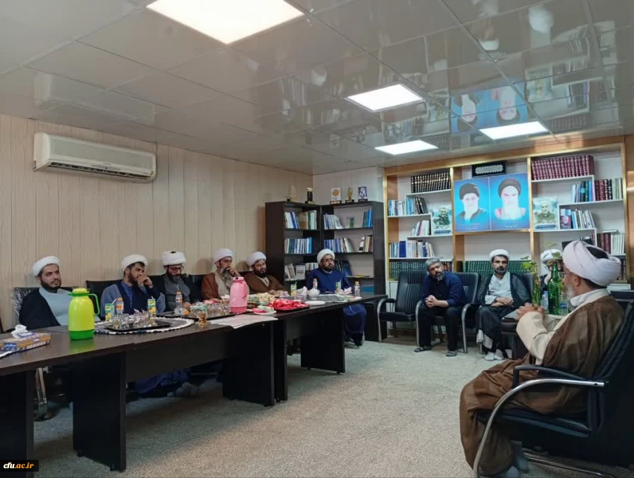 برگزاری نشست مسئول نهاد رهبری دانشگاه فرهنگیان استان بوشهر با مبلغین و ائمه جماعات دانشگاه 6