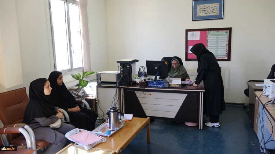 آغاز فرایند ثبت نام حضوری پذیرفته شدگان کارشناسی پیوسته سال ۱۴۰۴ 9