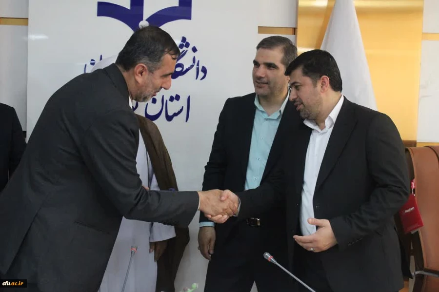 با حضور معاون اداره کل حراست دانشگاه فرهنگیان؛
سرپرست اداره حراست دانشگاه فرهنگیان استان بوشهر معارفه شد 2