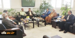 همزمان با هفته نیروی انتظامی سرپرست دانشگاه فرهنگیان استان گلستان به همراه جمعی از همکاران با فرمانده انتظامی دیدار کردند 2