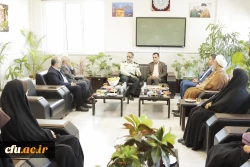 همزمان با هفته نیروی انتظامی سرپرست دانشگاه فرهنگیان استان گلستان به همراه جمعی از همکاران با فرمانده انتظامی دیدار کردند 5