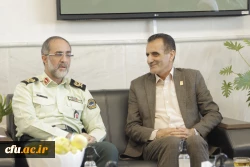 همزمان با هفته نیروی انتظامی سرپرست دانشگاه فرهنگیان استان گلستان به همراه جمعی از همکاران با فرمانده انتظامی دیدار کردند 10