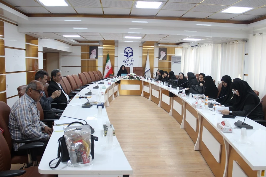 با حضور رئیس دانشگاه فرهنگیان استان بوشهر؛
برگزاری دوره بازآموزی کارورزی ۱ و ۳ اساتید دانشگاه فرهنگیان بوشهر 4