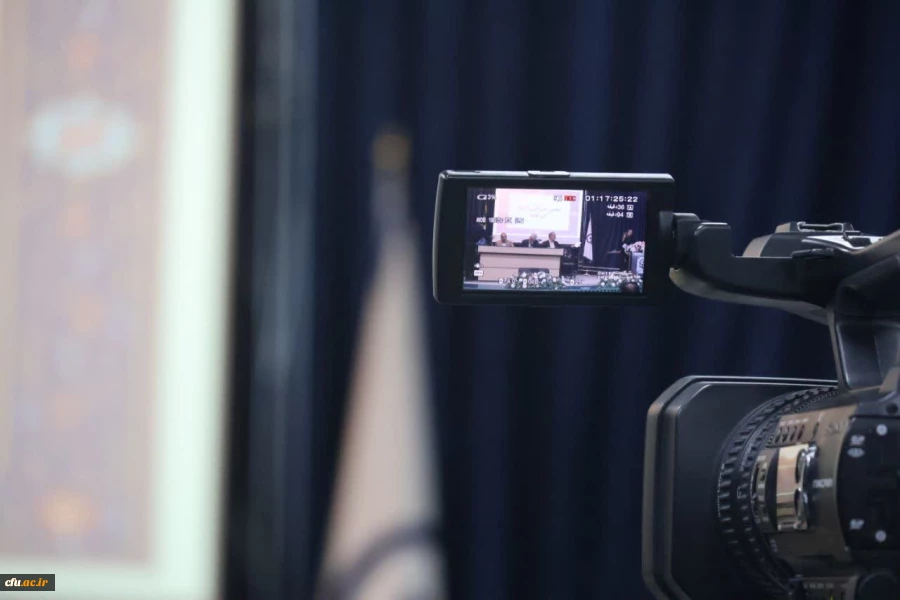 برگزاری نشست پرسش و پاسخ اساتید و کارکنان دانشگاه فرهنگیان استان اصفهان با رجبعلی برزویی رئیس دانشگاه فرهنگیان
 9