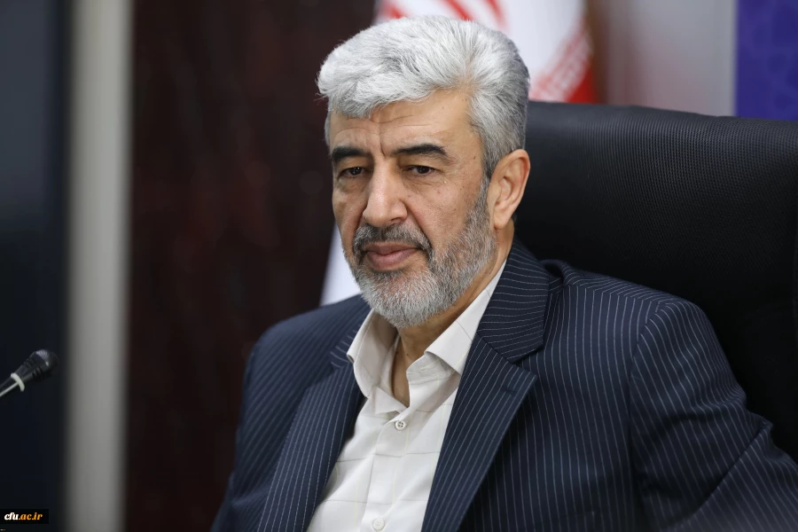 ضرورت درگیری عملی مدیران کل آموزش و پرورش کشور با فرایند آموزش دانشجومعلمان
 2