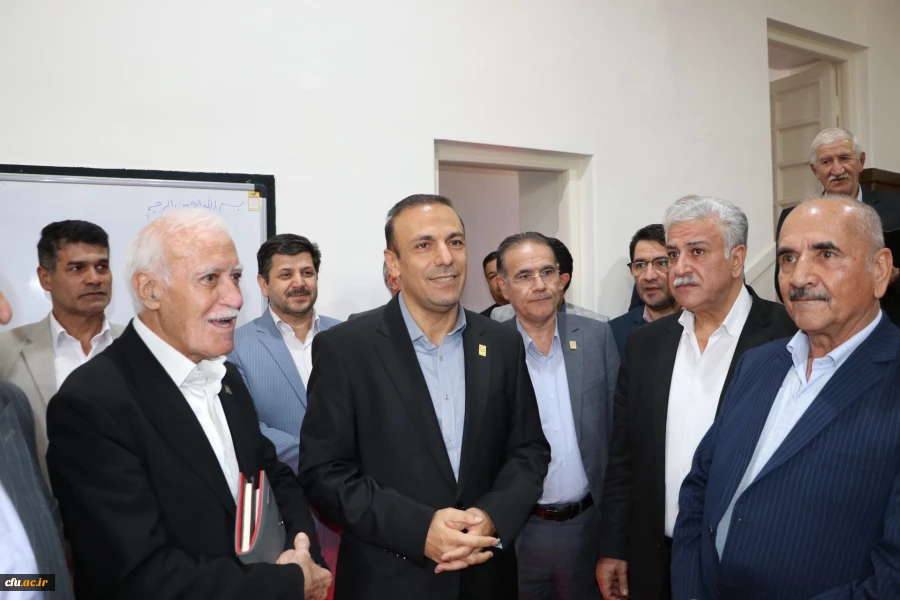 نشست مشترک  رئیس دانشگاه فرهنگیان آذربایجان شرقی  با معتمدین وخیرین استان آذربایجان شرقی  4