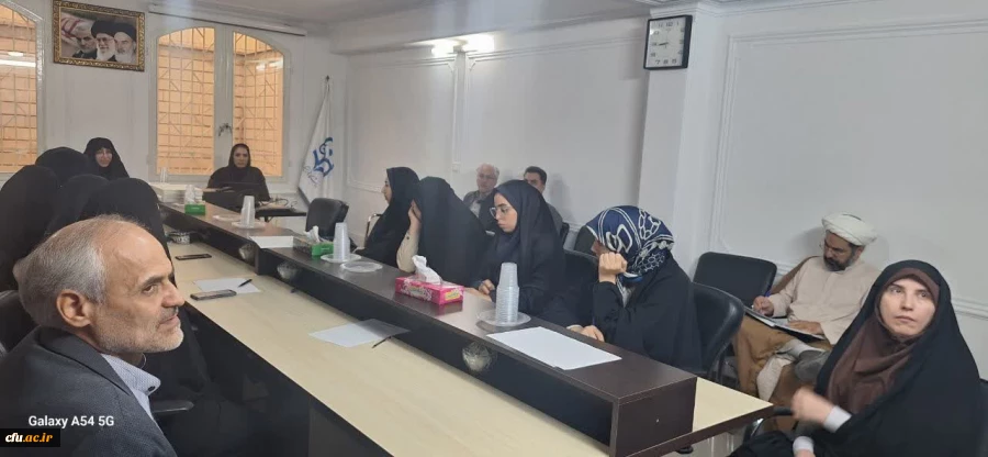 برگزاری نشست مشاوره گروهی با موضوع «خانواده؛ پناهگاه امن» در سازمان مرکزی دانشگاه فرهنگیان  2