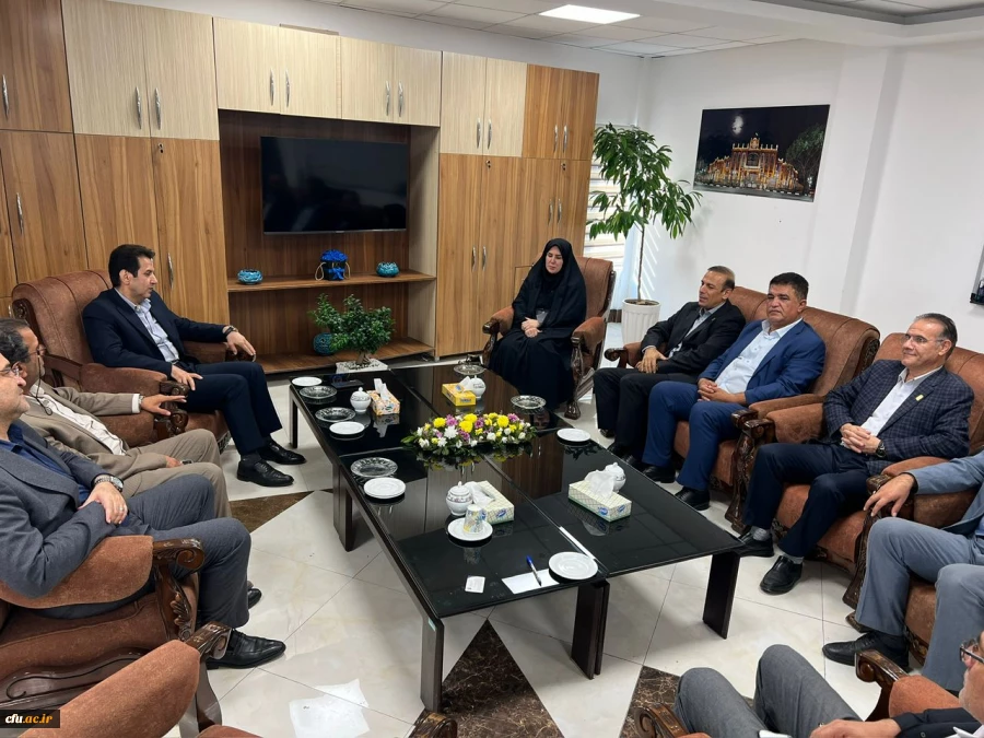 دیدار رییس دانشگاه  فرهنگیان تبریز با مدیران کل اقتصاد و دارایی و امور مالیاتی استان   آذربایجان شرقی  7