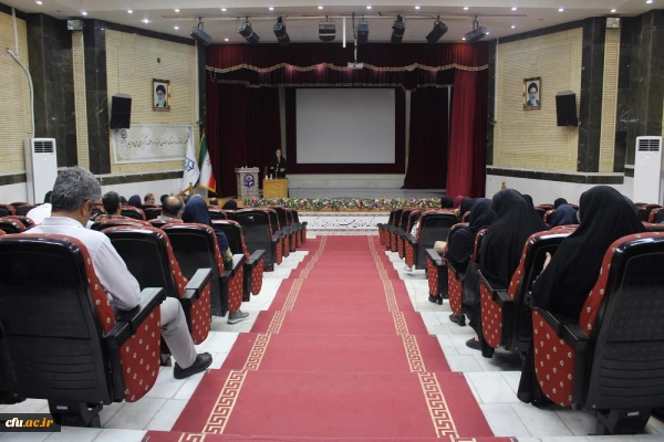 در دانشگاه فرهنگیان استان بوشهر:
برگزاری دوره آموزشی – توجیهی ویژه مدیران و معلمان راهنمای مدارس کارورزی استان 2