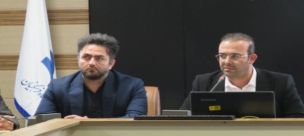 برگزاری کارگاه توجیهی مدیران و معلمان راهنمای مدارس مجری کارورزی 6