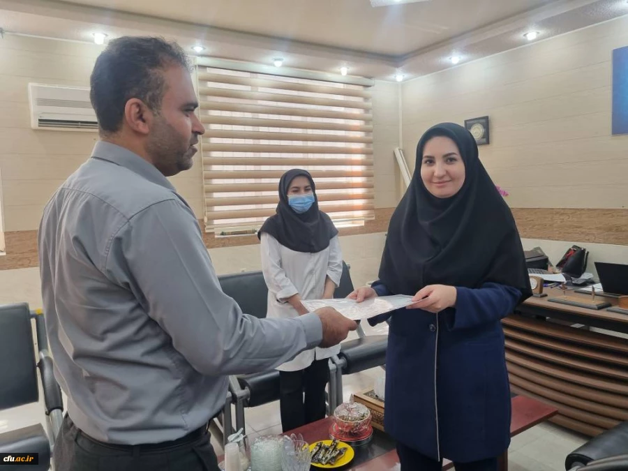 برپایی ایستگاه سلامت جسم و روان در پردیس بنت الهدی صدر بوشهر 6