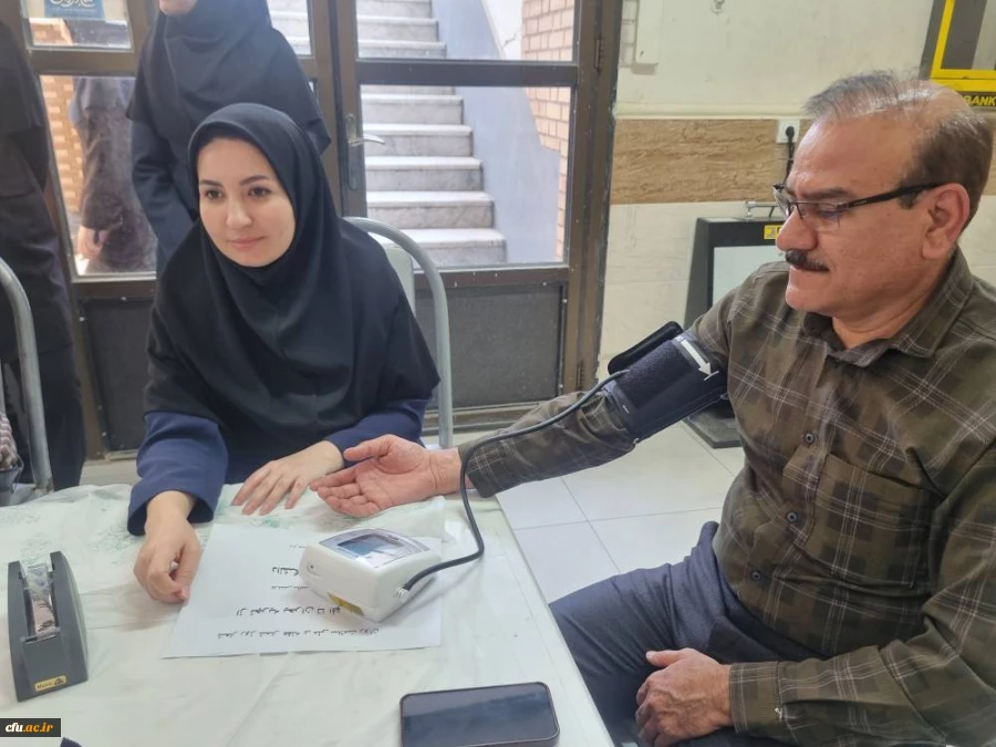 برپایی ایستگاه سلامت جسم و روان در پردیس بنت الهدی صدر بوشهر 21