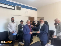  جلسه هماهنگی مسوولین قطب های تعیین شده دانشگاه فرهنگیان، در دفتر مدیرکل امور شاهد و ایثارگران برگزار شد. 8