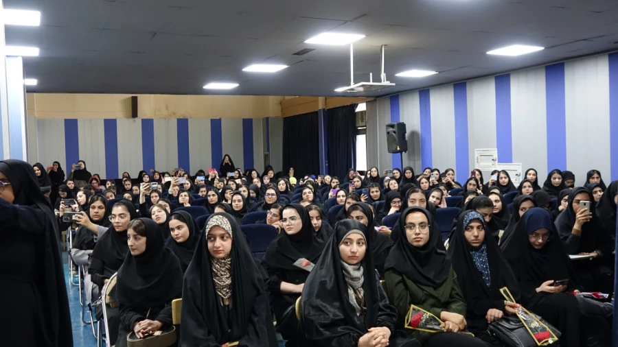 آیین استقبال از نودانشجومعلمان ورودی ۱۴۰۴ در دانشگاه فرهنگیان کردستان برگزار شد 11