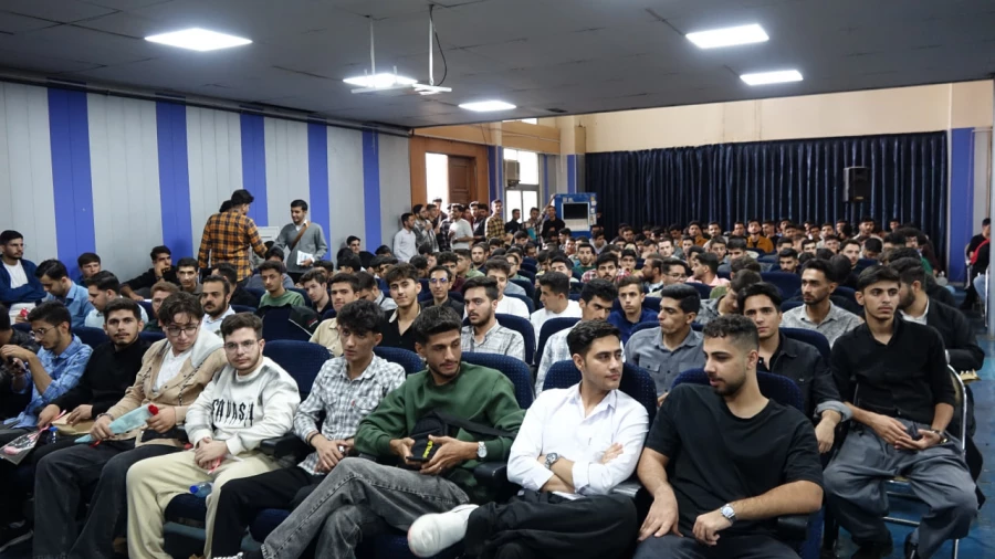 آیین استقبال از نودانشجومعلمان ورودی ۱۴۰۴ در دانشگاه فرهنگیان کردستان برگزار شد 14