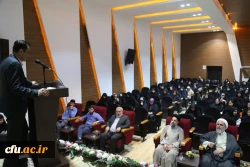 حضرت زینب(س) فروغ ایمان و شهامت در دل مومنان است 7