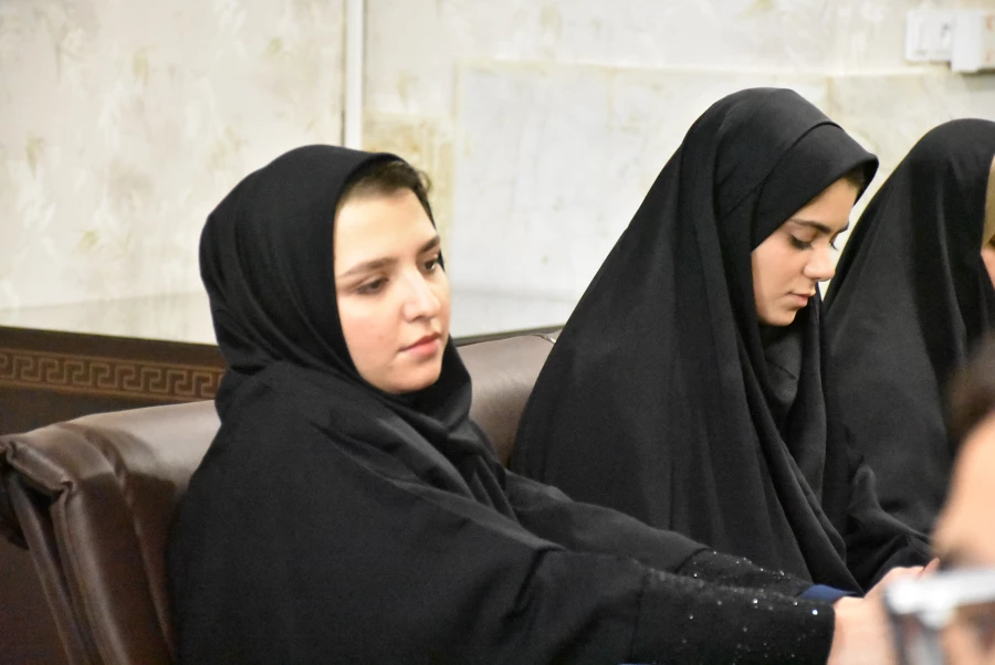 نشست صمیمی رئیس دانشگاه فرهنگیان استان با اعضای شورای صنفی دانشجویان
 5