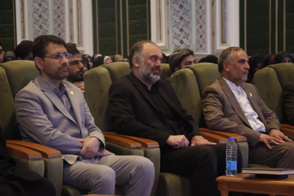 دهمین گردهمایی تشکل های دانشجویی دانشگاه فرهنگیان همزمان 2