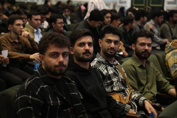دهمین گردهمایی تشکل های دانشجویی دانشگاه فرهنگیان همزمان 4