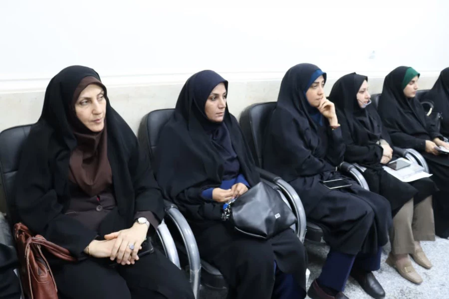  با همراهی و همدلی تمامی همکاران، دانشگاه فرهنگیان به جایگاه شایسته خود در نظام آموزش عالی کشور دست خواهد یافت 7