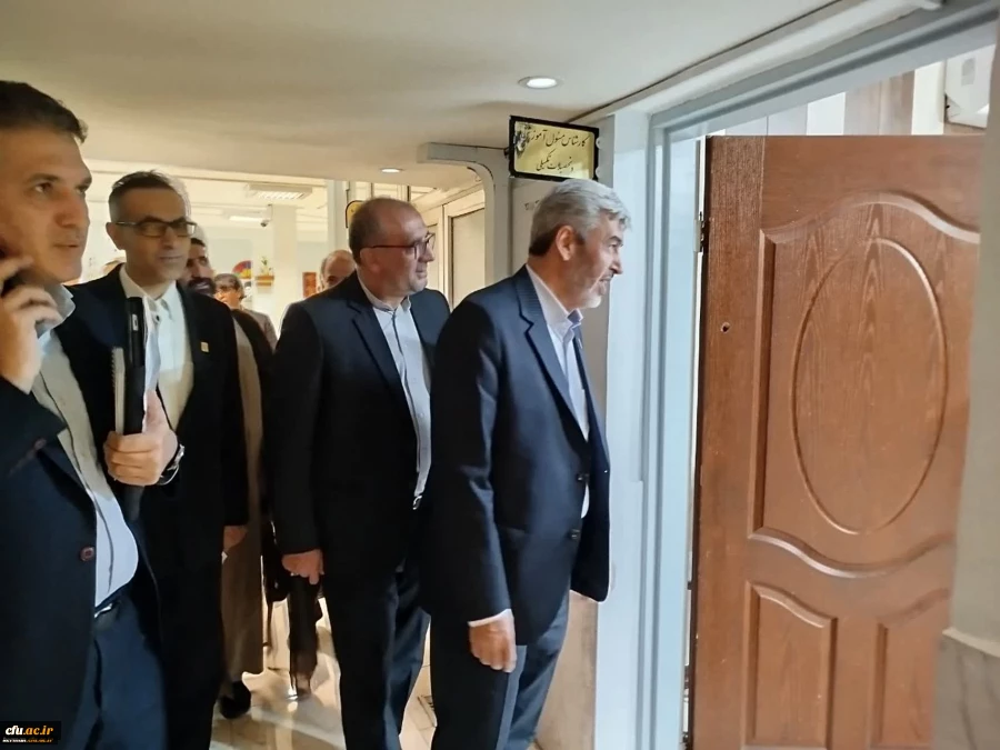 بازدید رئیس دانشگاه فرهنگیان کشور از پردیس شهید باهنر کرمان 3