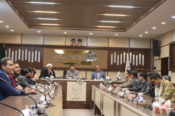  نشست هم اندیشی دبیران انجمن ها، کانون ها و فعالان فرهنگی پردیس های استانی دانشگاه فرهنگیان یزد با معاون فرهنگی و تربیتی سازمان مرکزی دانشگاه فرهنگیان 
 7