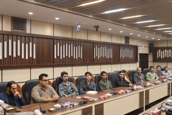  نشست هم اندیشی دبیران انجمن ها، کانون ها و فعالان فرهنگی پردیس های استانی دانشگاه فرهنگیان یزد با معاون فرهنگی و تربیتی سازمان مرکزی دانشگاه فرهنگیان 
 9