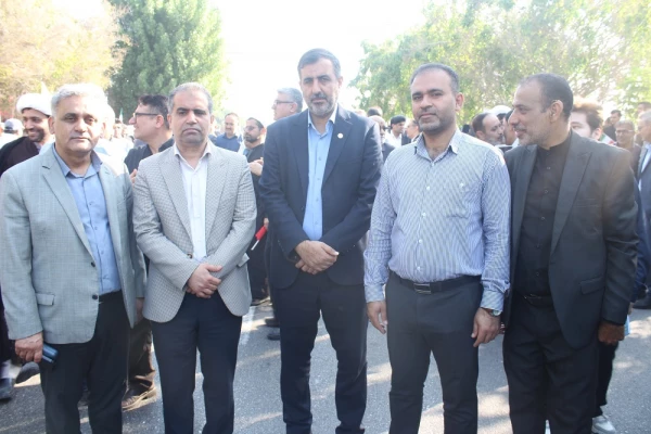 حضور پر شور دانشگاهیان دانشگاه فرهنگیان استان بوشهر در راهپیمایی 13 آبان ماه  4