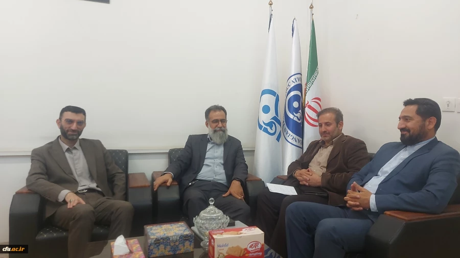 برگزاری مسابقات بین المللی قرآن کریم ویژه معلمان و دانشجومعلمان کشورهای اسلامی با جدیت دنبال می شود. 3