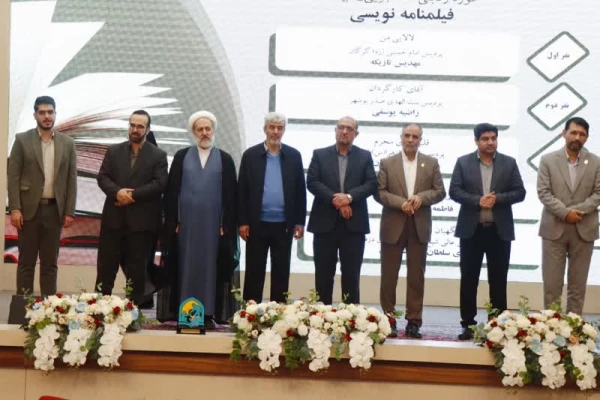 پایان باشکوه دهمین گردهمایی تشکل های دانشجویی فرهنگیان در مشهد مقدس
 7