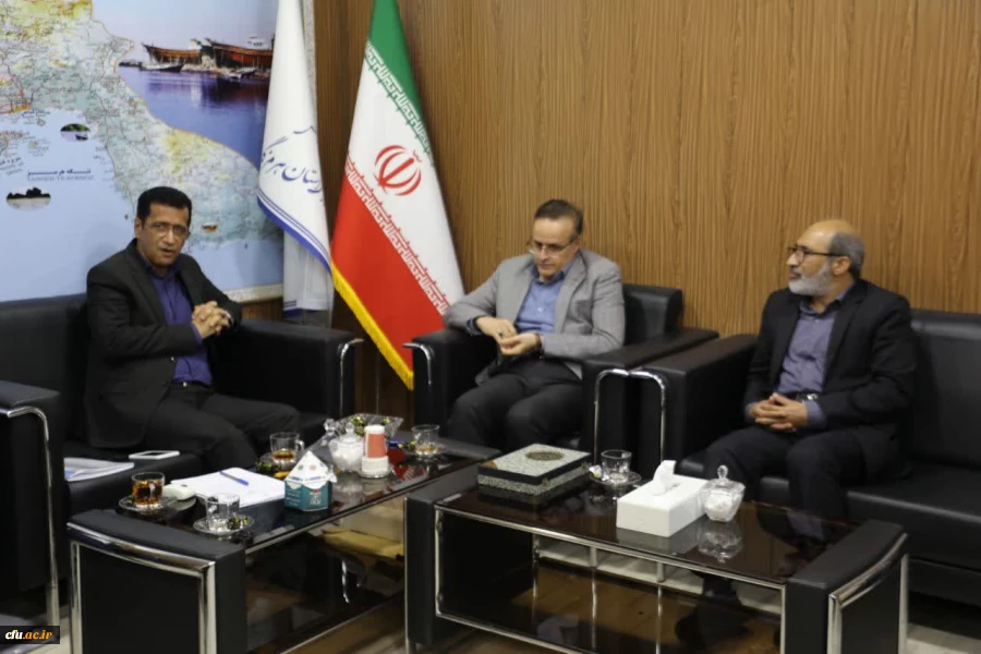 حضور مدیرکل حقوقی سازمان مرکزی دانشگاه فرهنگیان در هرمزگان؛ بازدید از پردیس ها و دیدار با مدیرکل آموزش و پرورش استان هرمزگان 5
