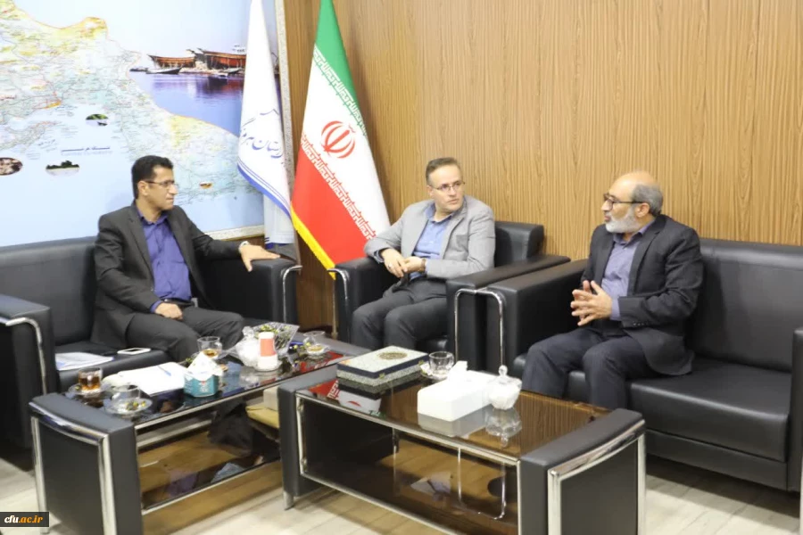 حضور مدیرکل حقوقی سازمان مرکزی دانشگاه فرهنگیان در هرمزگان؛ بازدید از پردیس ها و دیدار با مدیرکل آموزش و پرورش استان هرمزگان 6