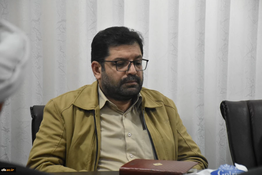 برپایی نماز جماعت گامی به سوی معنویت و تربیت نسل های آینده خواهد بود
 8