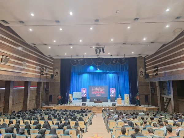 برگزاری همایش استانی انس با قرآن در دانشگاه فرهنگیان یزد
 9