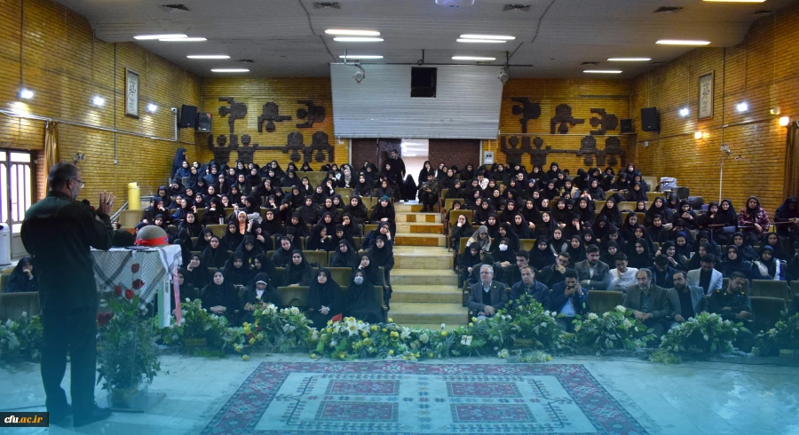 اصتتلایدر اصلی copy 4