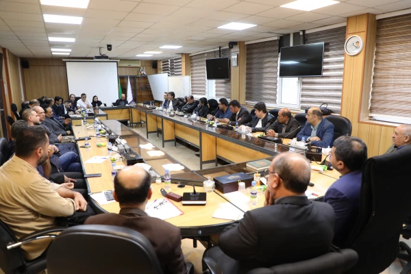 برگزاری نشست هماهنگی برای ارتقای کیفیت طبخ و توزیع غذای دانشجومعلمان 9