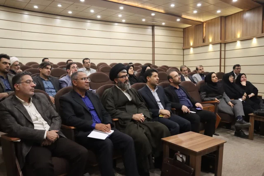 برگزاری کارگاه مهارت افزایی سردبیران و مدیران داخلی نشریات علمی 10