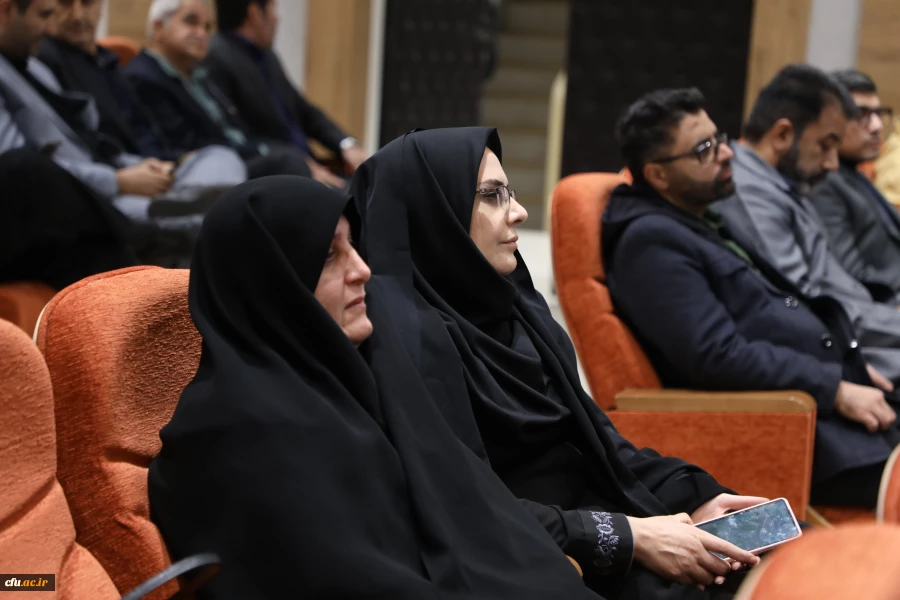 نشست تخصصی با موضوع بسیج علمی، جهاد تربیتی و دانشگاه تمدن  ساز به مناسبت گرامیداشت هفته بسیج  3