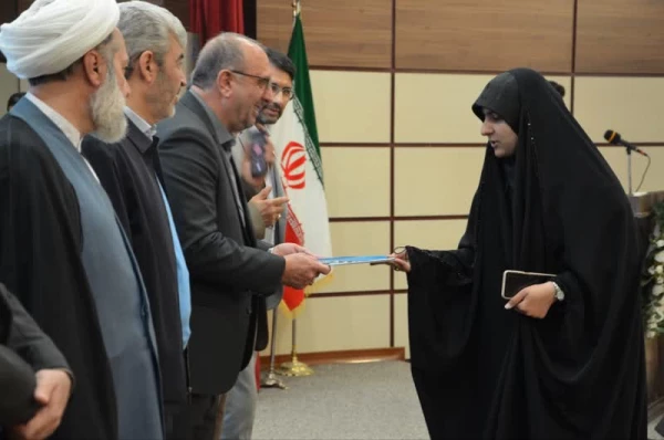 اختتام المؤتمر الوطني العاشر لتشكيلات طلاب جامعة فرهنجيان في مشهد المقدسة 2