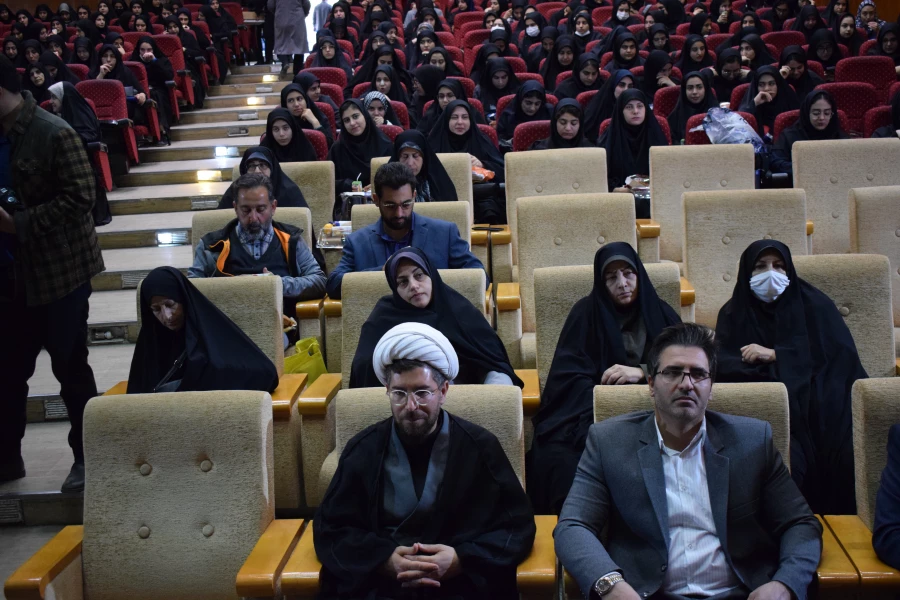 
مراسم هزار نشست استادی در محضر شهدای علمی و اقتدار ملی به میزبانی دانشگاه فرهنگیان کرمانشاه 6